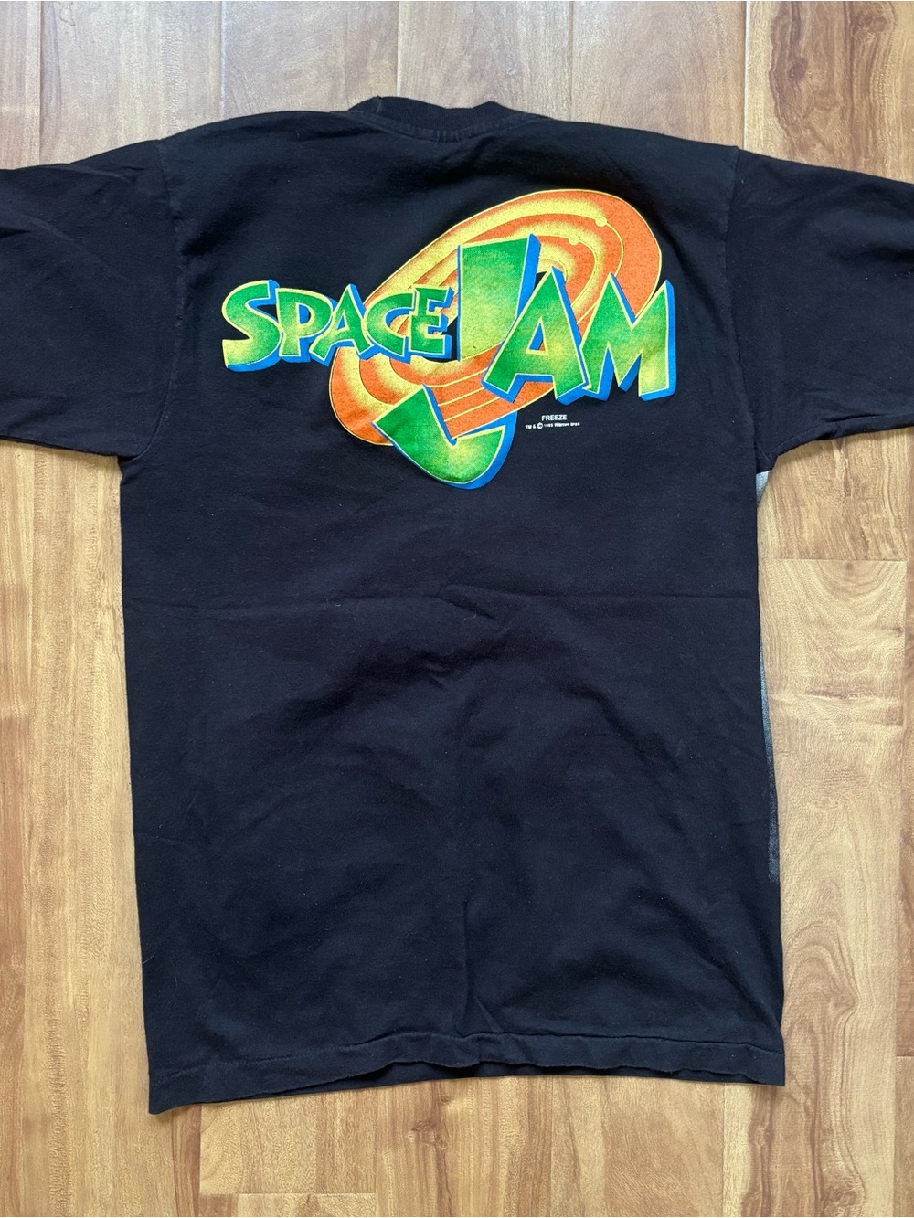 Warner Bros. 1996 Black & Orange Space Jam Graphic Tee with Taz & Bugs - Picture 14 of 16